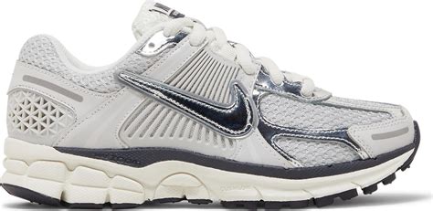 Nike zoom vomero 5 sale